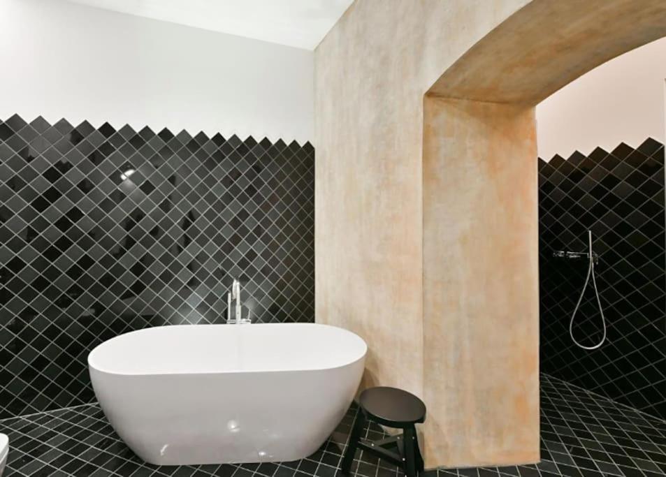 Luxury Old Town Apt, Parking Apartment ปราก ภายนอก รูปภาพ